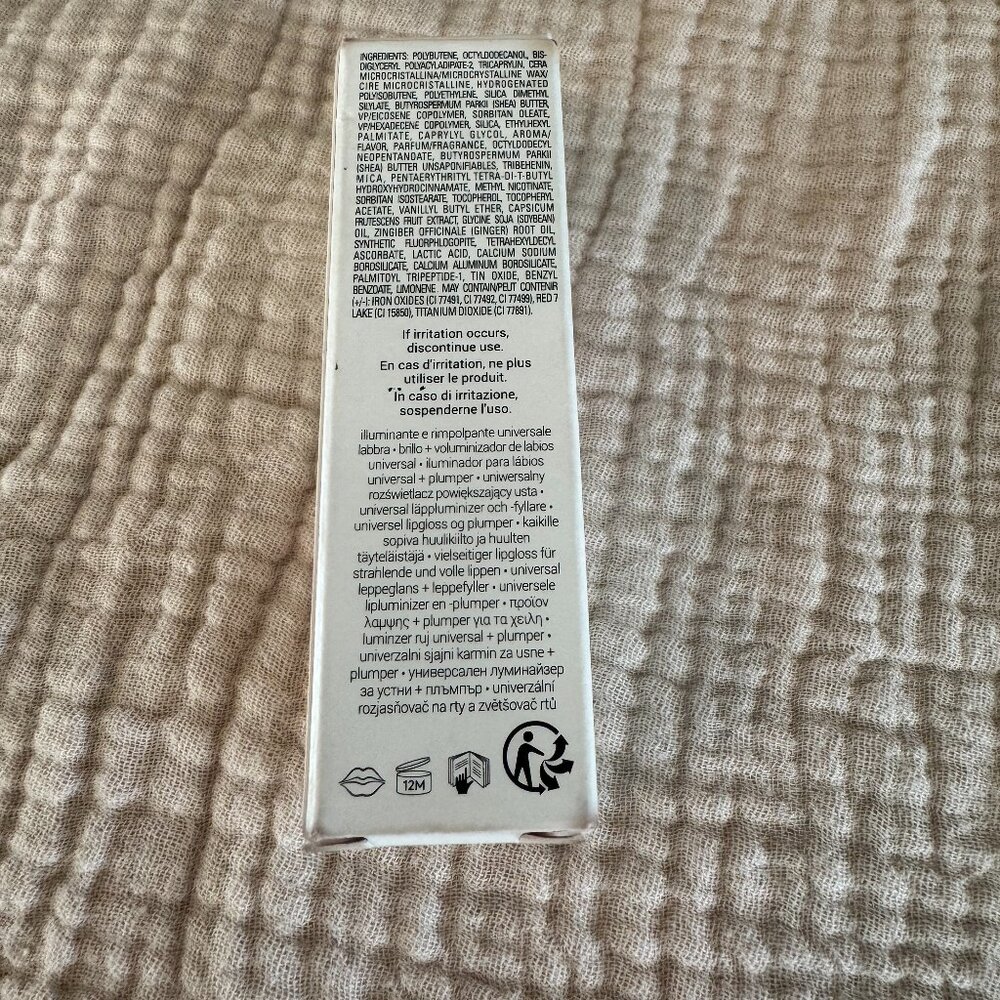 Fenty Beauty Gloss Bomb Heat in Fu$$y